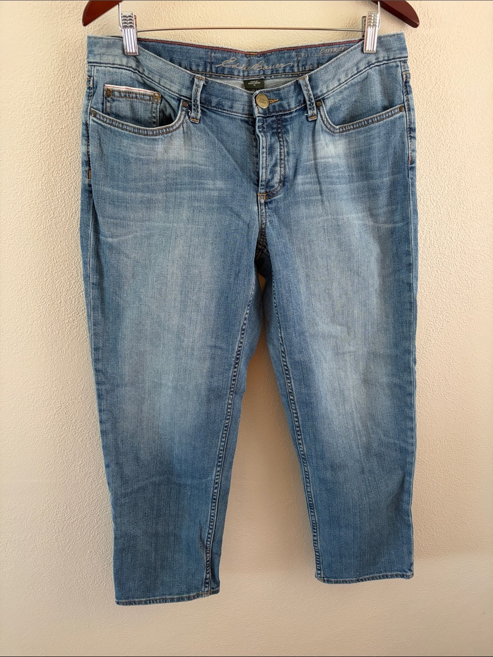 Eddie Bauer women’s relaxed cropped boyfriend jeans | size 10